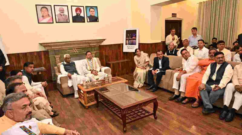 कुंभ मेला 2027 की तैयारियों की मुख्यमंत्री ने की समीक्षा,कुंभ मेले के दिव्य-भव्य आयोजन के लिए सभी व्यवस्थाएं समयबद्ध पूरी करने के लिए अधिकारियों को दिए निर्देश