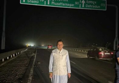 दिल्ली – देहरादून एक्सप्रेस पर CM ने किया सफर,ढाई घंटे की यात्रा का अनुभव किया सांझा