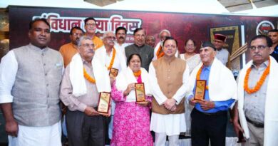 संविधान हत्या दिवस के अवसर पर आयोजित कार्यक्रम में शामिल हुए CM धामी,आपात काल को बताया काला अध्याय