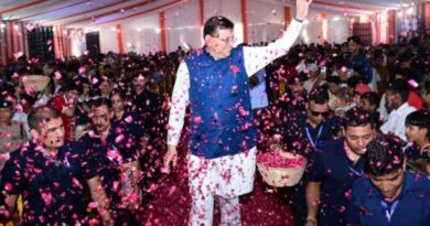 CM धामी ने ऐतिहासिक उपलब्धि की हासिल,एनडी तिवारी को पीछे छोड़ सबसे ज्यादा दिनों तक CM बनने का रिकॉर्ड किया दर्ज