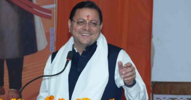 थारू जनजाति संवाद कार्यक्रम में मुख्यमंत्री पुष्कर सिंह धामी ने सुनी जनजाति समाज की समस्याएं