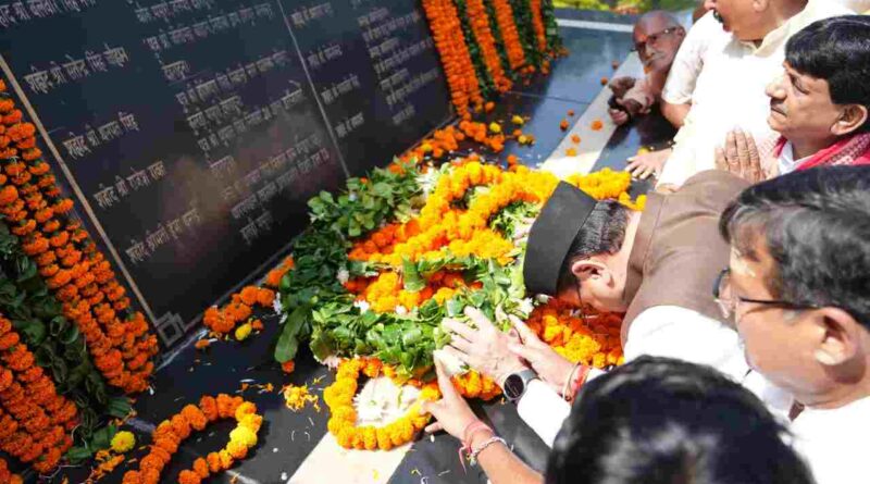 शहीद आंदोलनकारियों की पैतृक गांव या निवास क्षेत्र में स्थापित होंगी प्रतिमाएं,रामपुर तिराहा राज्य अतिथि गृह का होगा उच्चीकरण -CM – Apnu Uttarakhand