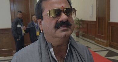 BIG BREAKING,खानपुर विधायक उमेश कुमार ने किया इस्तीफे का ऐलान,विपक्ष पर उठाए सवाल
